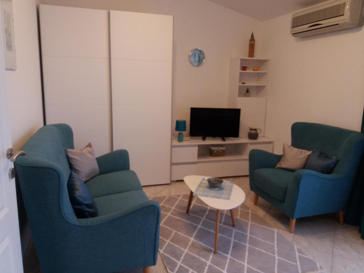 Apartmani Lana Brodarica  Luaran gambar