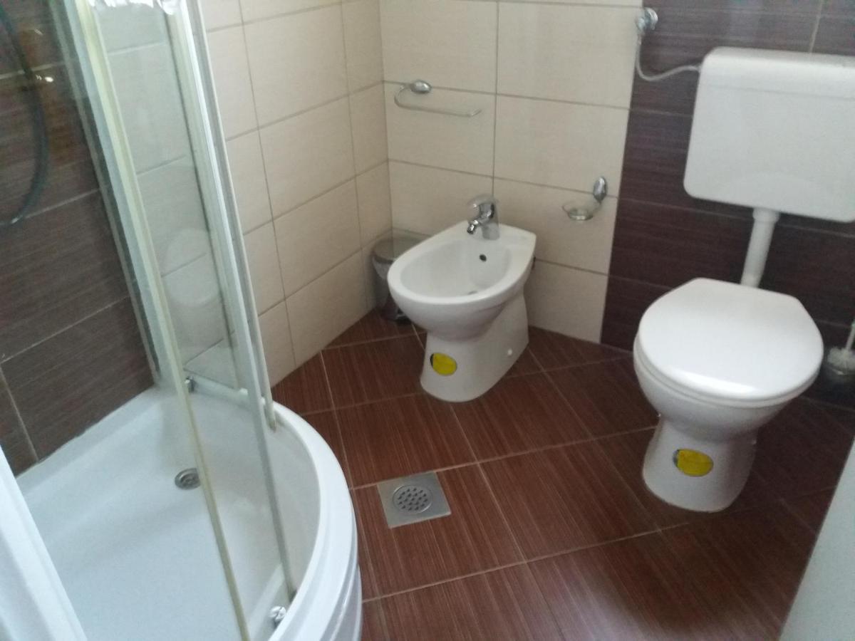 Apartmani Lana Brodarica  Luaran gambar